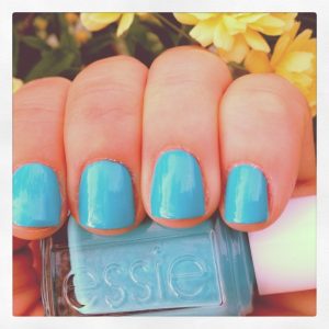 This new polish from Essie's Resort Collection 2013 is seriously amazing!