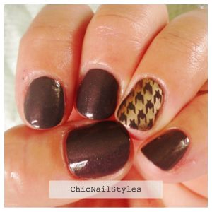 Essie Cashmere Bathrobe with Good as Gold Houndstooth Stamp
